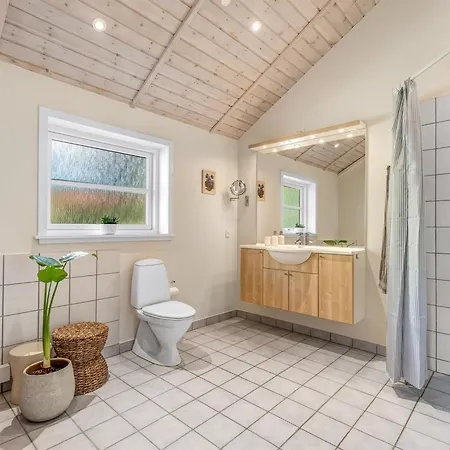 Holiday home Mando - 600m From The Sea By Interhome